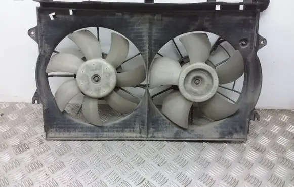 Toyota Corolla E120 E130 Fan set 1227508831
