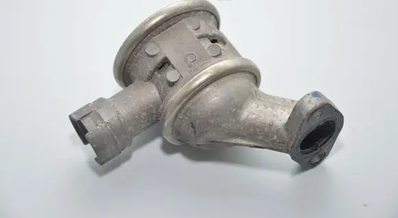 BMW 7 E65 E66 EGR valve 7508273