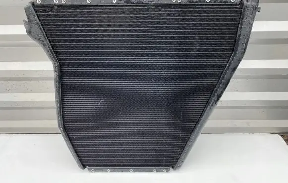 Ferrari F8 Tributo Coolant radiator 000769670