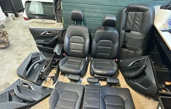 Infiniti Q30 Interior set 