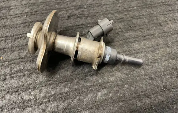 Hyundai Tucson TL AdBlue injector 296302U000