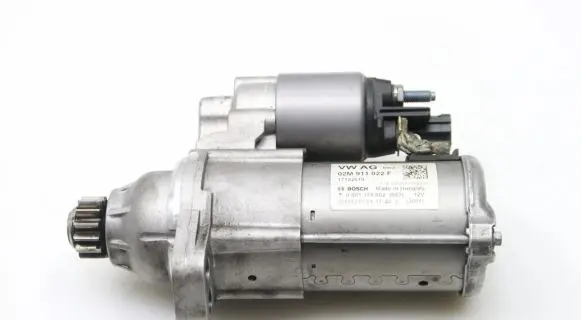 Volkswagen Polo VI Starter motor 02M911022F