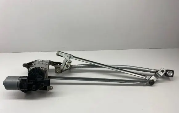 Ford C-MAX I Front wiper linkage and motor 3M5117508AA 0390241724