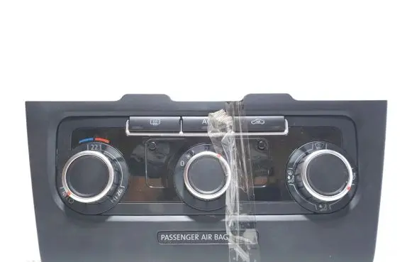 Volkswagen Golf VI Air conditioner control unit module 
