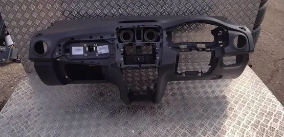 Dacia Sandero Dashboard 681007172R