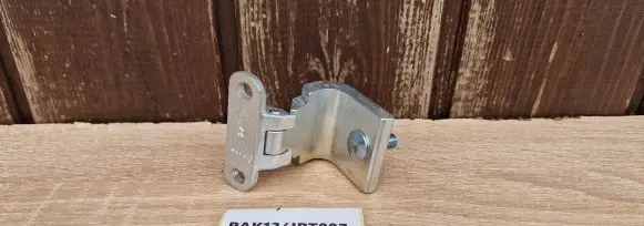 Volkswagen Golf VI Tailgate/trunk/boot hinge 1K9827301
