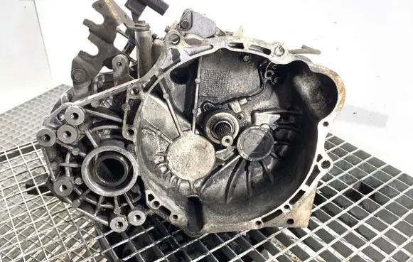 Chevrolet Captiva Manual 5 speed gearbox 96420073