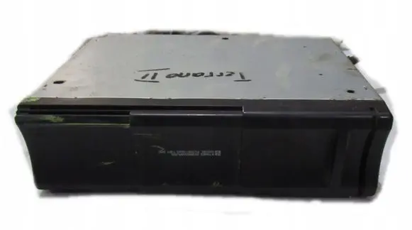 Nissan Terrano CD/DVD changer 281848F810