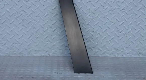 Toyota RAV 4 (XA50) Front door glass trim molding 75755