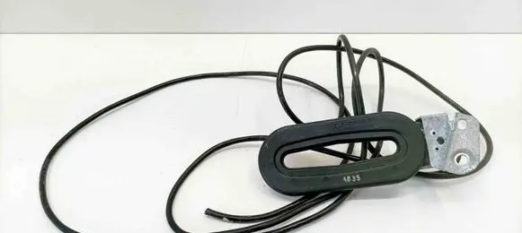 Mercedes-Benz SL R230 Keyless system antenna A2308200675