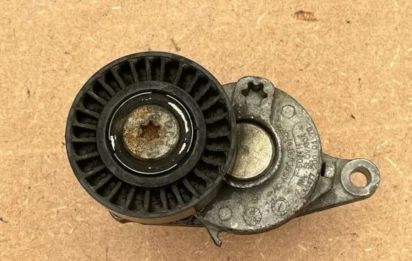 Mercedes-Benz A W177 Generator/alternator belt tensioner A2122000170