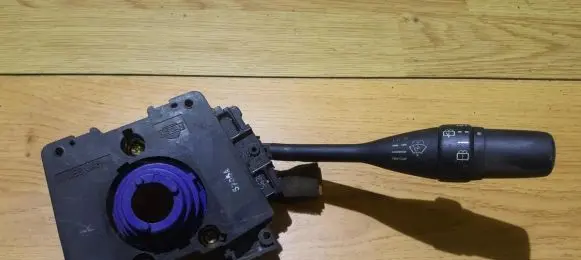 Nissan Almera Wiper control stalk