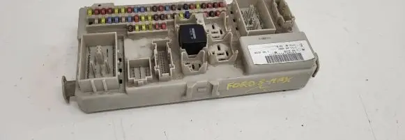 Ford Focus Fuse box set 30S519100507 97RA000001 97RA0101