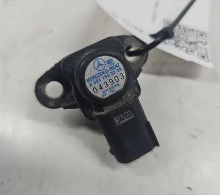 Mercedes-Benz C W203 Air pressure sensor A0041533328