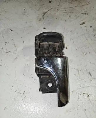 Nissan Terrano Front door interior handle 