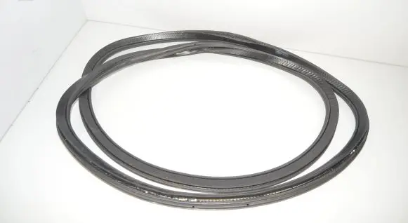 Trunk rubber seal (body)