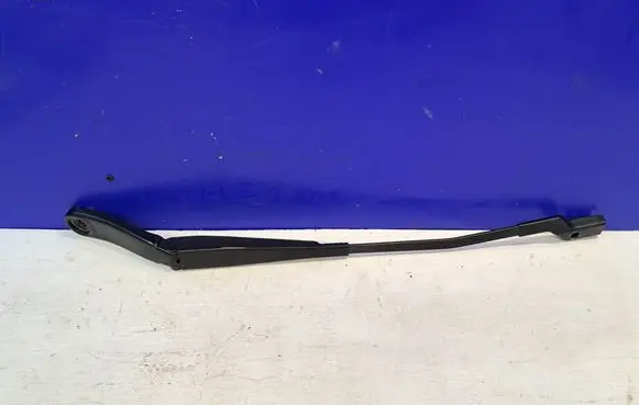 Volvo S60 Windshield/front glass wiper blade 30753504