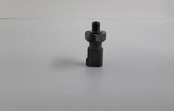 Audi A6 S6 C7 4G Oil pressure sensor 03N919081