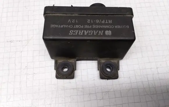 Volvo S40, V40 Glow plug pre-heat relay 7700107794