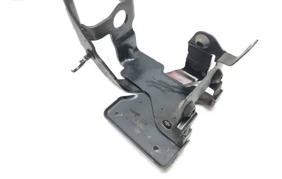 Peugeot 208 II ABS pump bracket 9831013180 KA1602690001