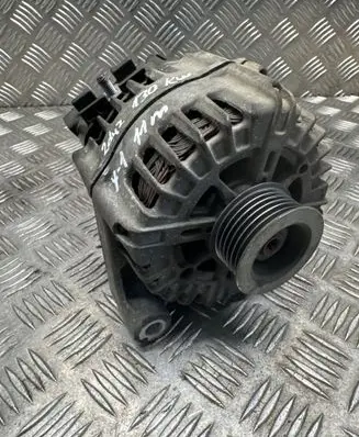 BMW X1 E84 Generator/alternator 7802261 2543461D FG18S019