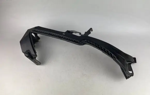 Subaru Legacy Headlight/headlamp mounting bracket 