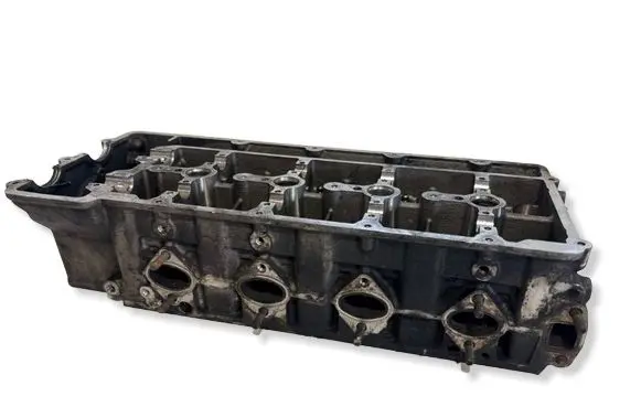 BMW 7 E65 E66 Engine head 7792675