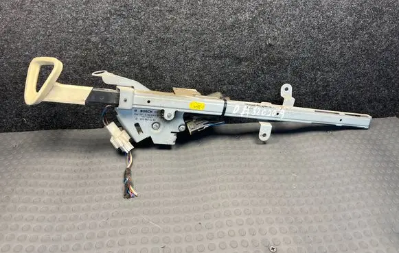 Mercedes-Benz CLK A209 C209 Seat belt height adjuster 2038600282 2098680222