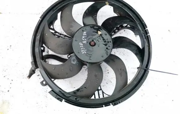 Fiat Stilo Radiator cooling fan shroud m13001300