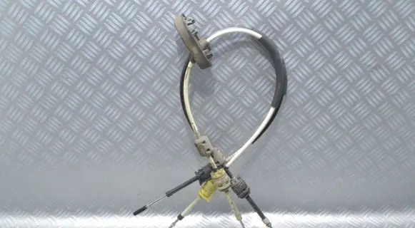Opel Insignia A Gear shift cable linkage 55576239