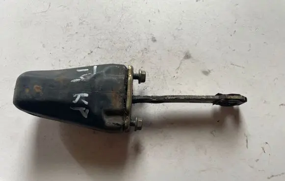 Volkswagen Transporter - Caravelle T4 Front door check strap stopper 701837249A
