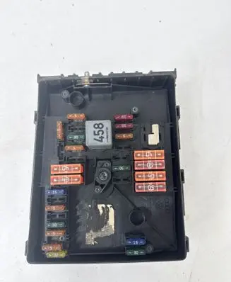 Volkswagen Jetta V Fuse module 1K0937125