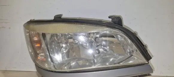 Opel Zafira A Headlight/headlamp 89100055