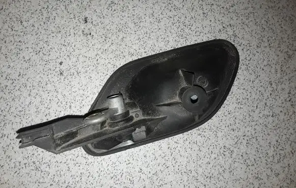 BMW 5 E39 Front door interior handle 8226050