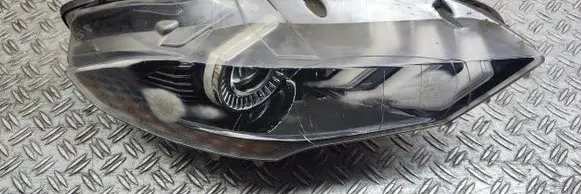 Ford Mustang VI Headlight/headlamp JR3B13005A