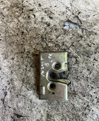 Seat Toledo I (1L) Front door lock 1L0837016
