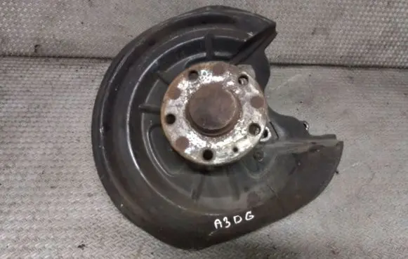 Rear wheel hub spindle/knuckle