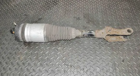 Jeep Grand Cherokee (WK) Air suspension front shock absorber 68080210AB 68080194AB