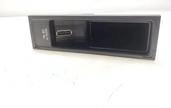 Volkswagen PASSAT CC Head unit multimedia control 5N0035341F 5N0035342E