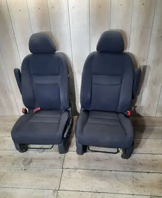 Honda CR-V Front driver seat 