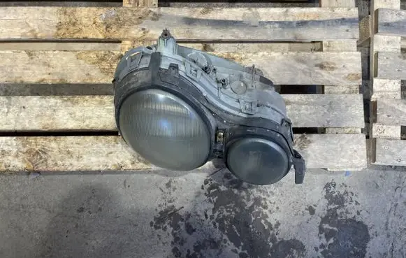 Mercedes-Benz E W210 Headlight/headlamp 14434600 S2501Z047