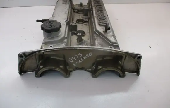KIA Sorento Rocker cam cover G4JS