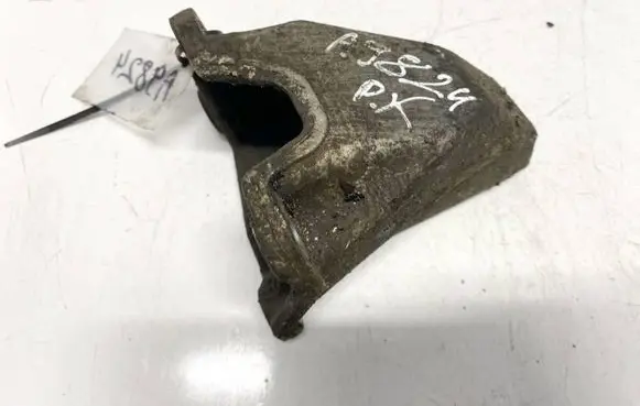 Audi A6 S6 C5 4B Engine mounting bracket 8d0399113ab