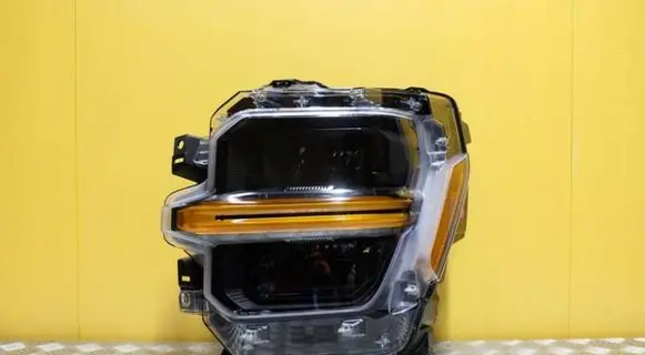 Ford F150 Headlight/headlamp RL34-13E015-AF 2674