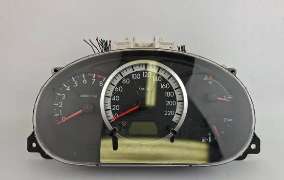 Mazda 5 Speedometer (instrument cluster) C23555430 CDCC33A