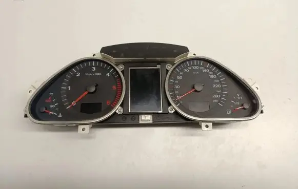 Audi Q7 4M Speedometer (instrument cluster) 4L0920930T 4F0910930C