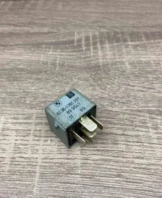 BMW 5 E39 Other relay 1391397 899547