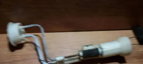 Volkswagen PASSAT B3 Fuel level sensor 333919051