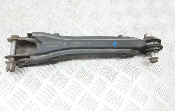 Mercedes-Benz E W212 Rear control arm A2043521488