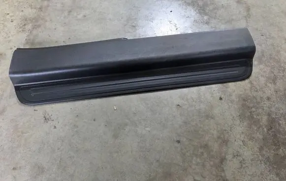 Opel Antara Front sill trim cover 20832146